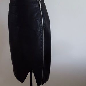 Leather skirt